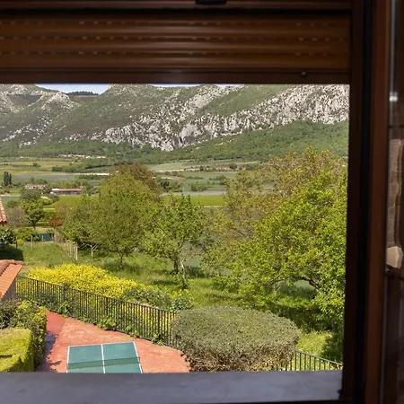 Maison d'hôtes Legaire Etxea à Ibarguren Extérieur photo