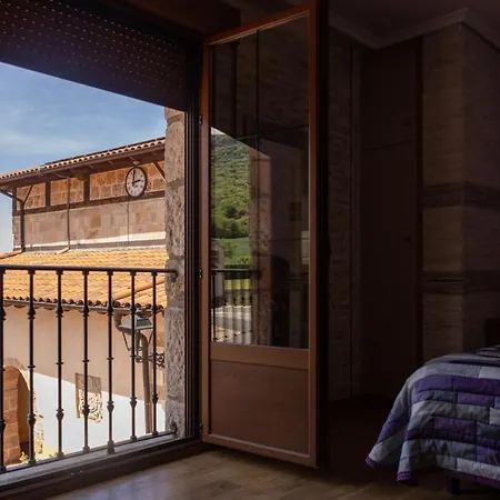 Maison d'hôtes Legaire Etxea à Ibarguren Extérieur photo